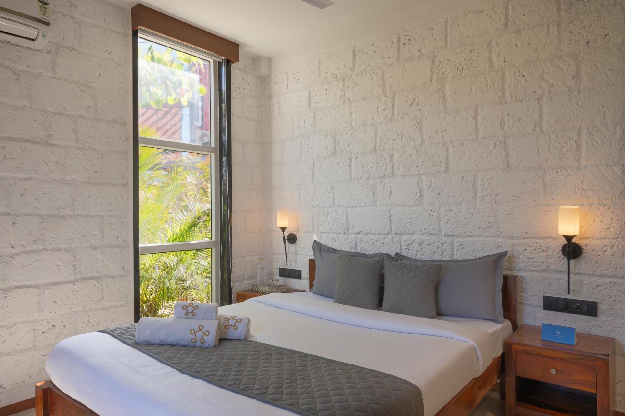 Saffronstays Calvin - 3 Bedroom Pool Villa In Lonavala Eksteriør billede