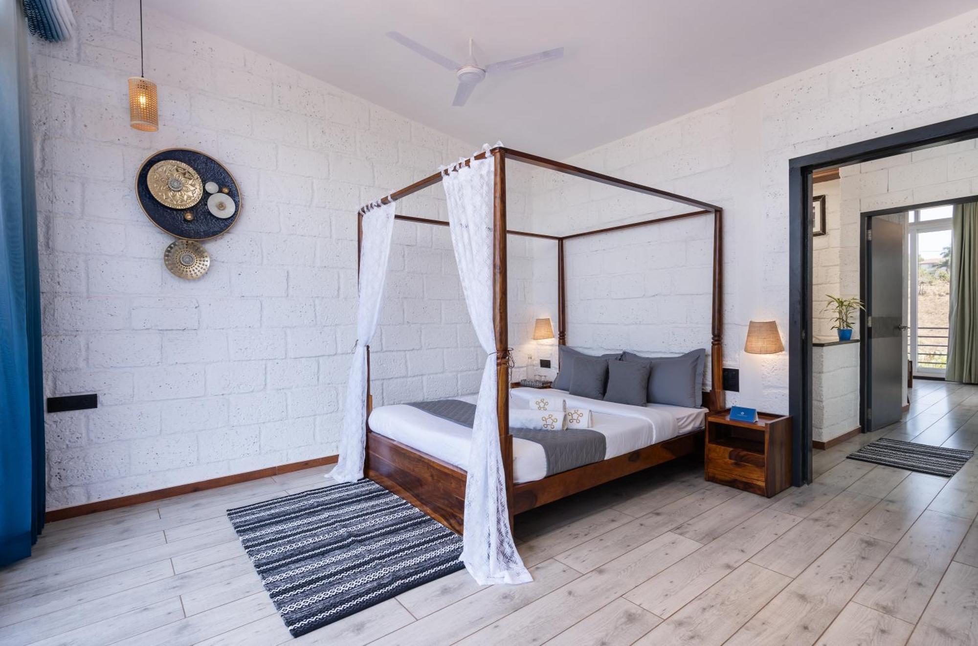 Saffronstays Calvin - 3 Bedroom Pool Villa In Lonavala Eksteriør billede